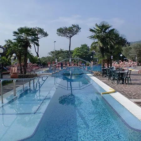 Petrarca Terme מונטגרוטו טרמה