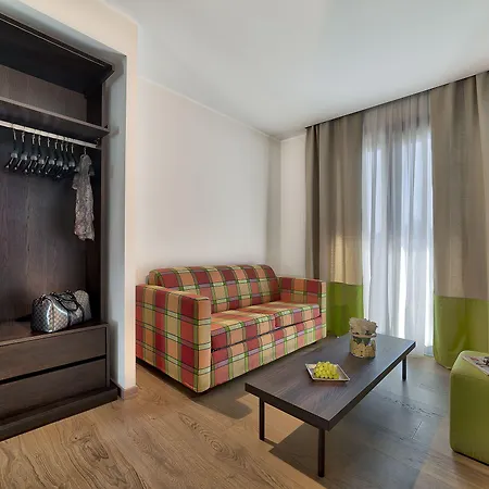 ホテル Petrarca Terme 4*