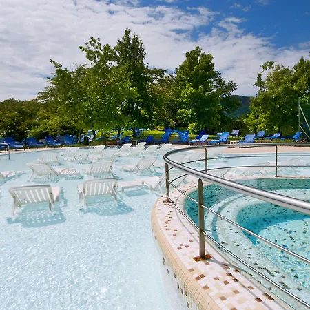 מלון Petrarca Terme 4*