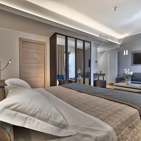 佩特阿卡温泉酒店 4* 蒙特格罗托泰梅